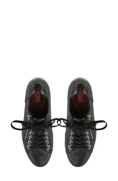 Munro Tilly Sneaker In Black