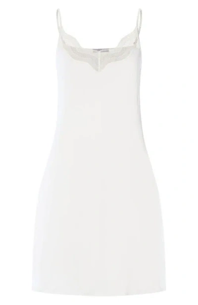 Hanro Cira Lace-trim Nightdress In White