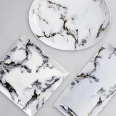 Prouna Marble Venice Fog 9 Inch Matzah Plate / Square Serving Platter In White