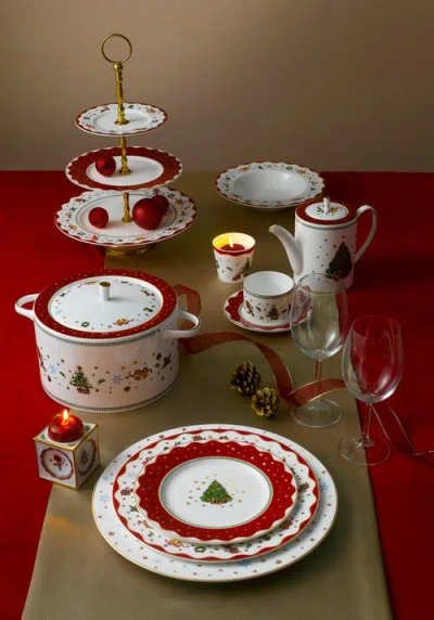Prouna Nutcracker 3-tier Cake Stand In Multi
