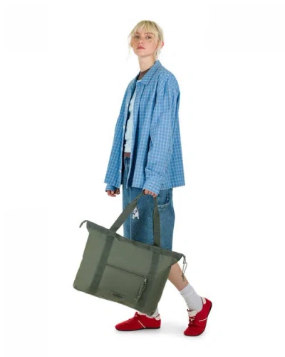 Eastpak Travel Tote Black Shoulder Bags In White