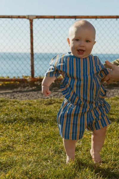 Winnie + Crew Toby Set In Blue