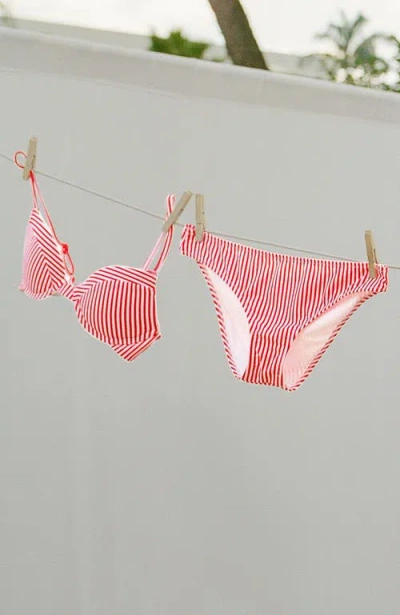 Pepper Classic Bikini Bottom In Red