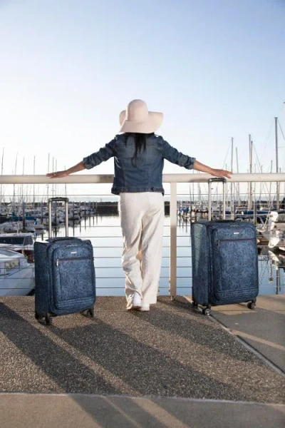 Ricardo Beverly Hills Avalon Softside 24" Checked Spinner In Blue