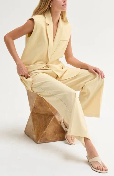 Crescent Oversized Blazer Vest In Yellow