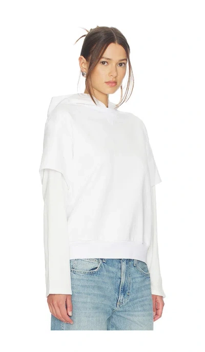 Still Here 2tee Sweatshirt In Neutral