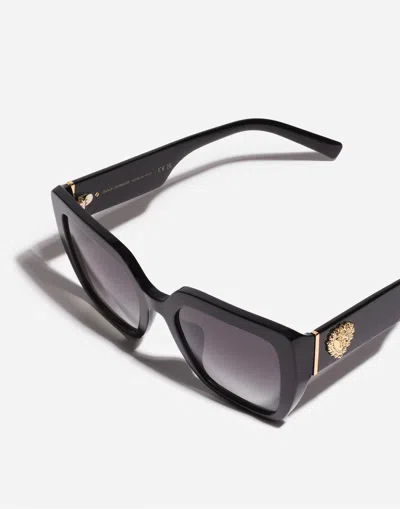 Dolce & Gabbana Devotion Sunglasses In Black