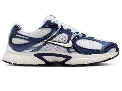 Nike V5 Runner In Blue