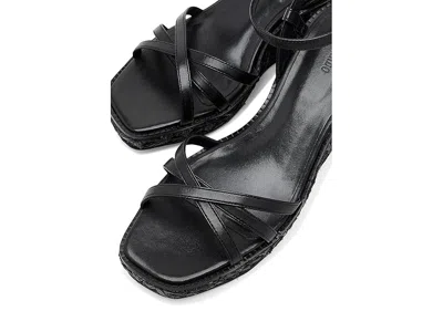 Bernardo Cairo In Black
