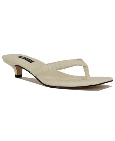 Nine West Cassa Sandal In Gray