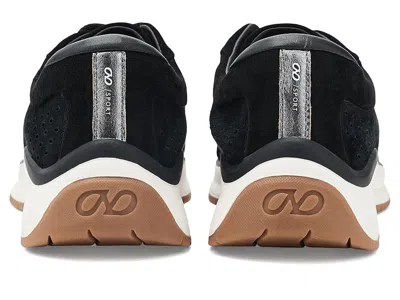 Naturalizer Perforated Sneaker In Black