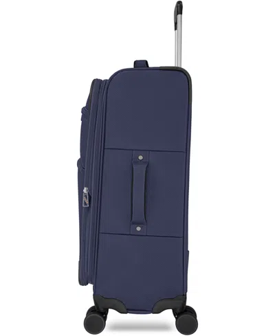 Total Travelware Everest Medium Expandable Check-in Spinner In Blue