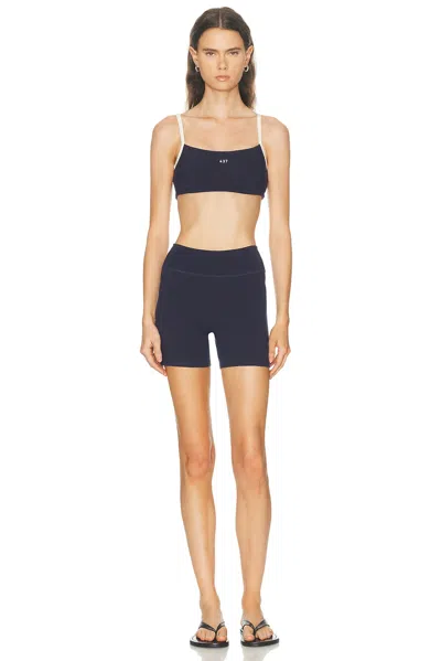 437 Essential Short In Blue