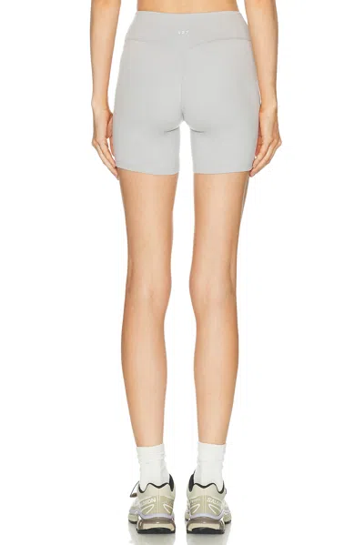 437 Essential Short In Blue