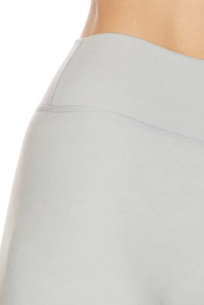 437 Essential Short In Blue