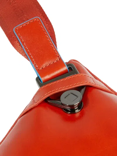 Piquadro Expandable Flat Belt Bag In Red