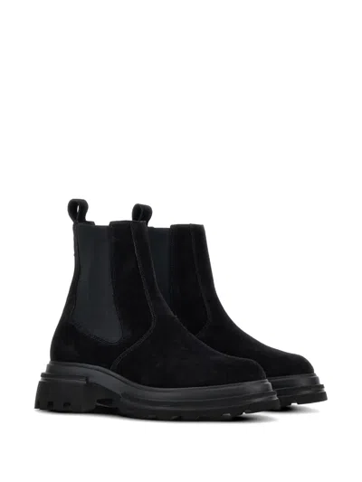 Hogan Solid Color Versatile Chelsea Boots In Black