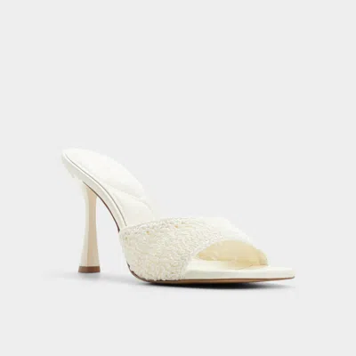 Aldo Evadalie In White