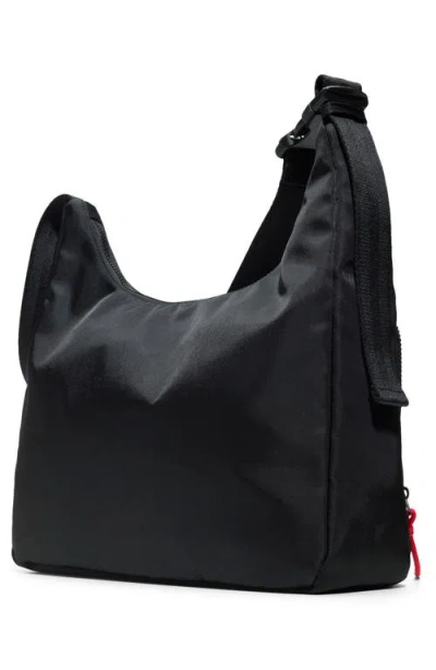 Hunter Commute Messenger Bag In Black
