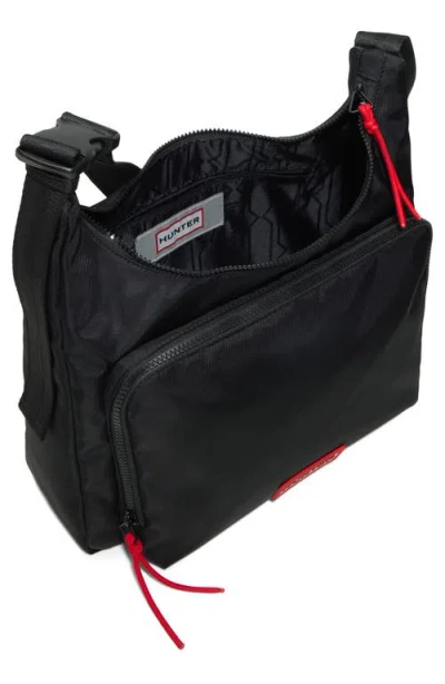 Hunter Commute Messenger Bag In Black