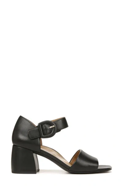 Vionic Chardonnay Block Heel Sandal In Black