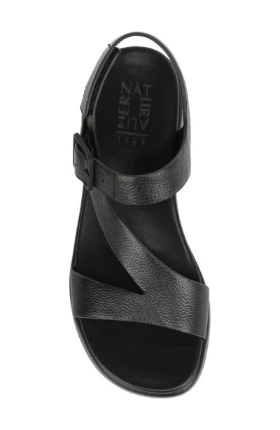 Naturalizer Chance Platform Sandal In Black
