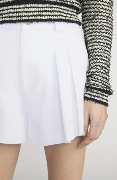 Frame The Structural Pleated High Waist Shorts In White