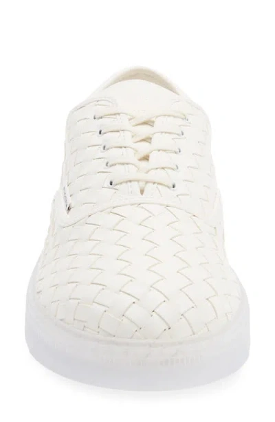Bottega Veneta Sawyer Intrecciato Leather Low-top Sneakers In White
