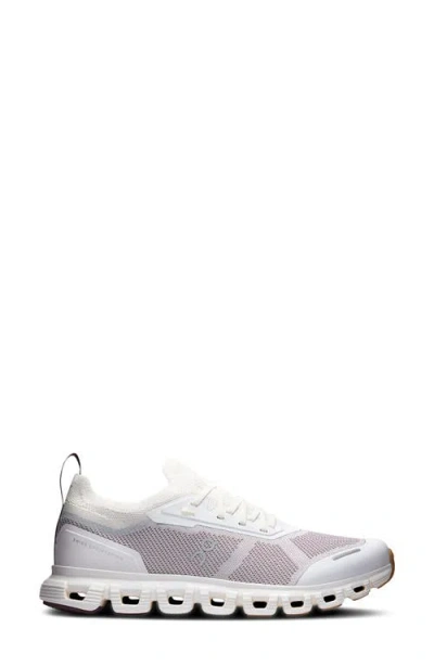 On Cloud 6 Versa Panelled Mesh-knit Sneakers In White