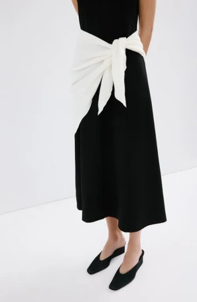 Mango Square Toe Wedge Shoe In Black