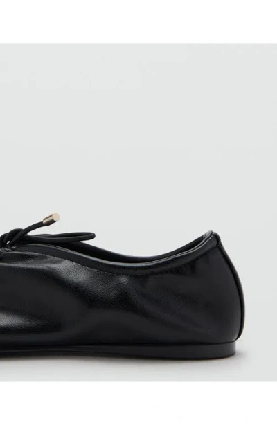 Mango Ruched Ballet Flat In Black