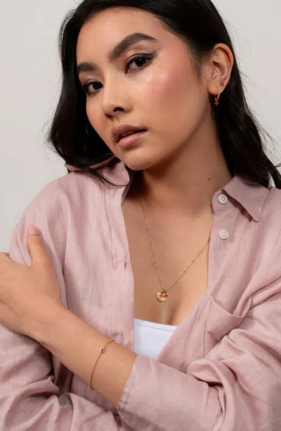 Dower & Hall Single Ruby Dewdrop Chain Bracelet In Gold