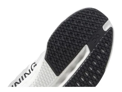 On Cloudsurfer Next In Gray