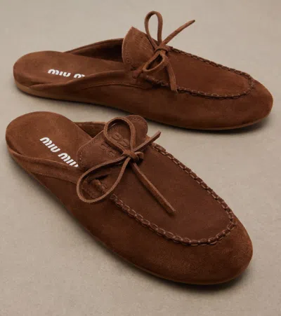 Miu Miu Suede Sabots Rounded Toe Bow Detail In Brown