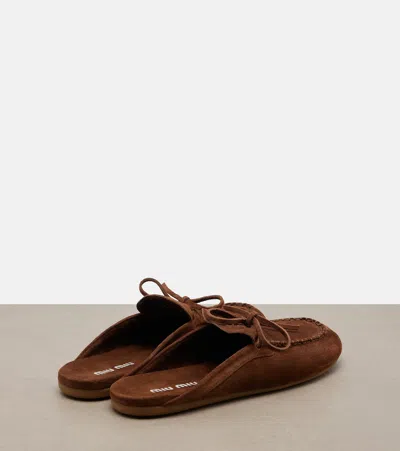 Miu Miu Suede Sabots Rounded Toe Bow Detail In Brown