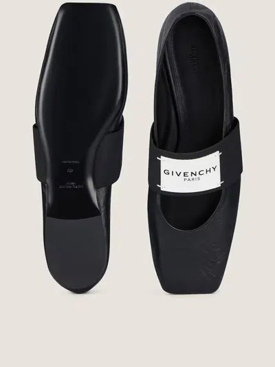 Givenchy Sliced Square Ballerinas In Patent Leather In Black