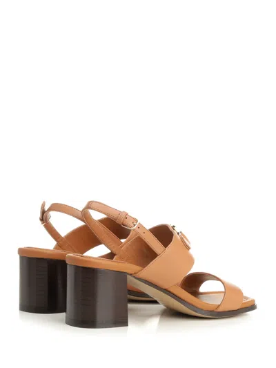 Ferragamo Sandals Block Heel Gancini Buckle In Leather Brown
