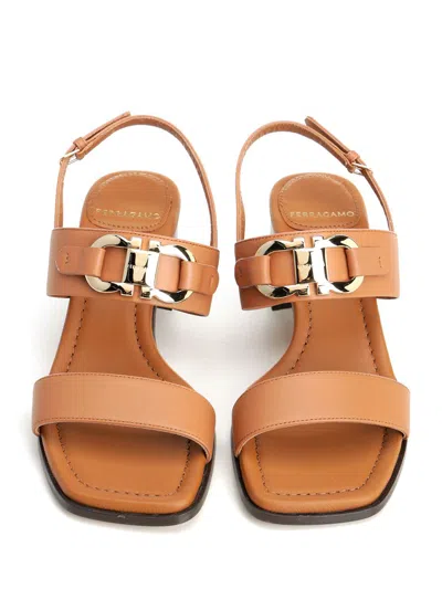 Ferragamo Sandals Block Heel Gancini Buckle In Leather Brown