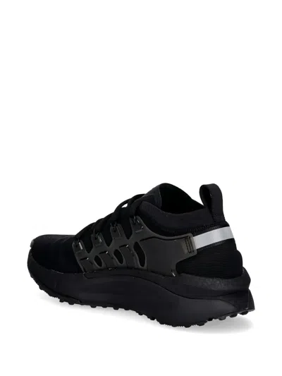 Under Armour 라운드 토 스니커즈 In Black