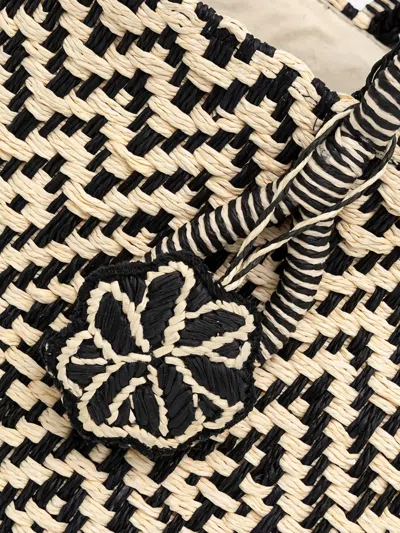 Hoss Intropia 우븐 플라워 참 사첼 백 In Gray