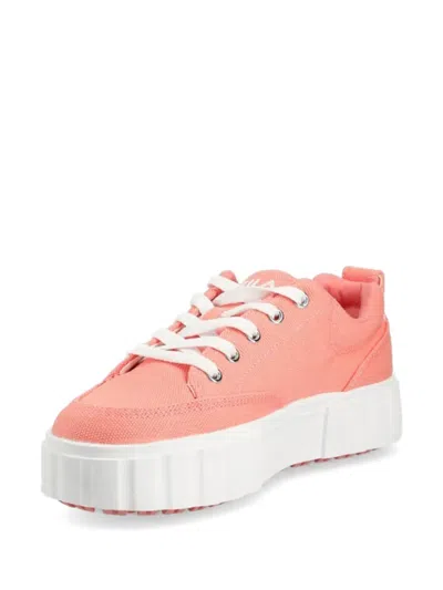Fila 샌드블라스트 로고 플랫폼 스니커즈 In Pink
