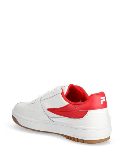 Fila 레이스업 스니커즈 In White