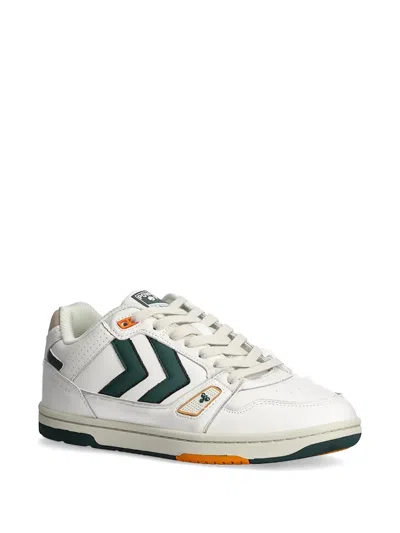 Hummel 셰브런 퍼포레이티드 스니커즈 In Neutral