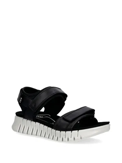 Ecco 스트랩 샌들 In Black