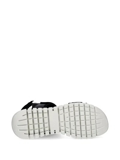 Ecco 스트랩 샌들 In Black
