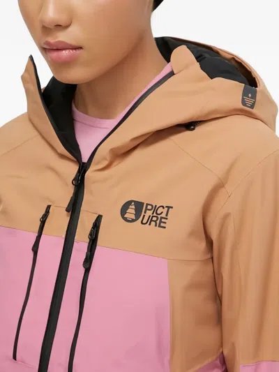 LOGO印花滑雪夹克