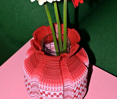 Wontek Vases Red Uni In Red