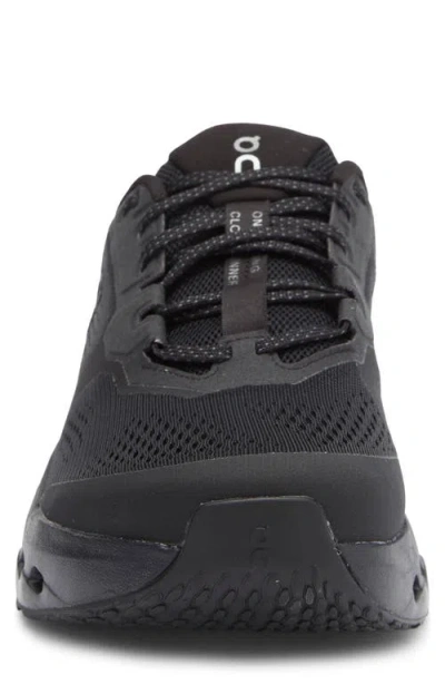 On Cloud Runner 3 Wide Sneaker In Black