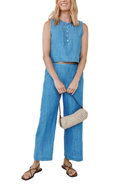 Bella Dahl Sleeveless Half Placket Crop Denim Pullover In Blue