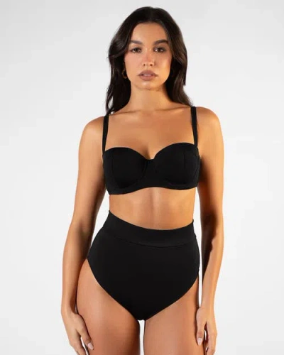 Ta3 Adjustable Kini Bottom In Black